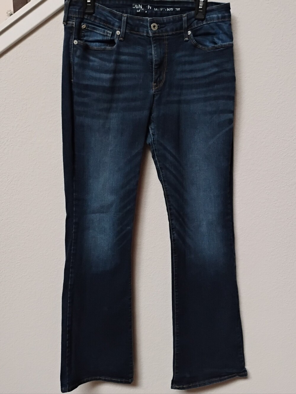 Denizen from Levi's Dark Blue Bootcut Jeans 32x32 14M